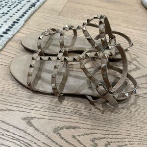 Valentino RockStud Beige Sandals